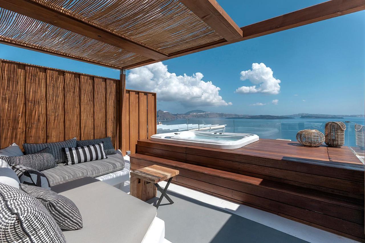 3 Elements By Stylish * Oia